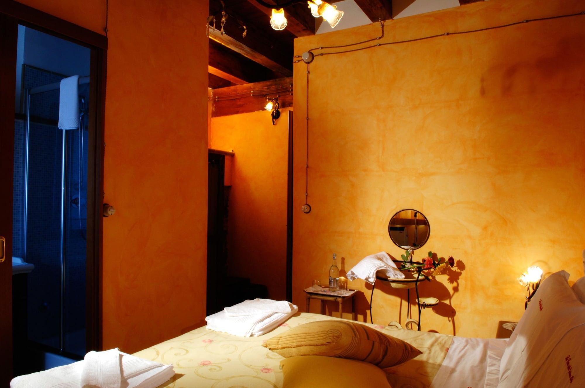 לינה וארוחת בוקר פיאצה ארמרינה La Casa Sulla Collina D'Oro מראה חיצוני תמונה