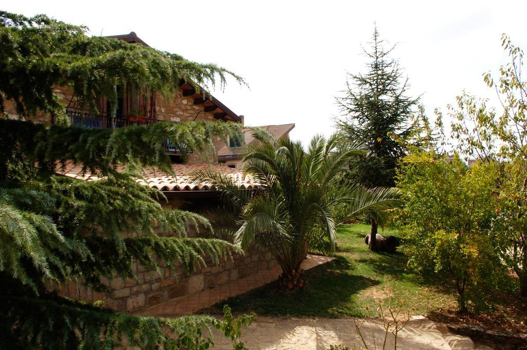 לינה וארוחת בוקר פיאצה ארמרינה La Casa Sulla Collina D'Oro מראה חיצוני תמונה